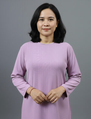 Women’s Soft 3/4 Sleeve Open-Back Adaptive Top
